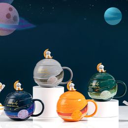 Multi-color creative astronaut ceramic mugs Embossed planet mug Couple pair cup gift box gift