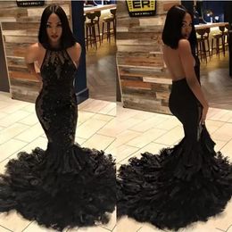2022 Black Girl Sexy Backless Mermaid Long Prom Dresses Halter Illusion Tulle Applique Perline Feather Layers Sweep Train Abiti da sera BC1273 C0520526