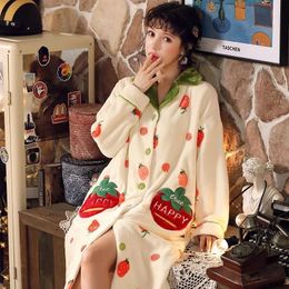Women's Sleepwear Fleece Women Cute Bathrobe Autumn Winter Ladies Long Sleeve Robe Flannel Thicken Single Breasted Dressing Gown For FemaleW