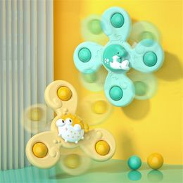 3pcs Cartoon Fidget Spinner Kids Toys Children Bath For Baby Boys Girls Relief Stress Educational Fingertip Rattle Toy Gift 220505