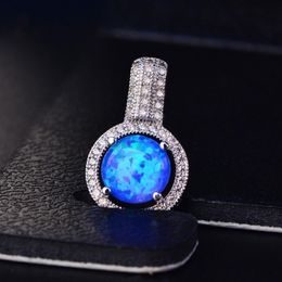 Pendant Necklaces Gorgeous Round Cut Blue Necklace Cubic Fashion Jewellery Gift Charm Female Wedding Party NecklacePendant