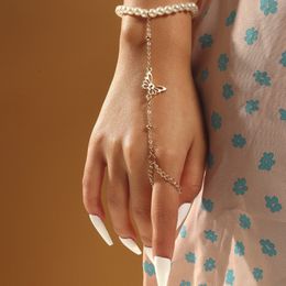 Simple Pearl Chain Butterfly Finger Bracelet for Women Korean Fashion Birthday Party Jewelry Gifts