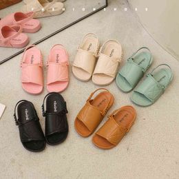2022 New Summer Children's Sandals Cheaper PVC Fashion Diamond Casual Flat Slippers Boys and Girls Jelly Beach Shoes SO069 G220523