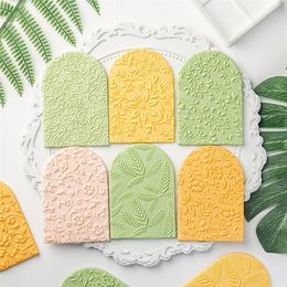 Plant Flower Cookie Embosser Mould Spring Easter Party Fondant Biscuit Mold Cake Decorating Tools Acrylic Icing Cookie Mould 220815