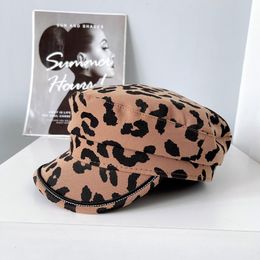 Berets Fashion Women Military Hat Autumn Sailor Hats Ladies Beret Caps Flat Top Captain Cap Travel Cadet Octagonal Leopard CapBerets