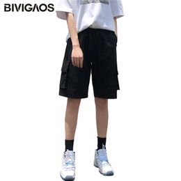 BIVIGAOS Pocket Cargo Shorts Women Summer Loose Straight Casual ShortPants High Waist Handsome Sports Knee Length Shorts 220419