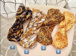 Designer Silk pannband 2022 Nya ankomst kvinnor flickor guld gula blommor hårband halsduk hår tillbehör gåvor headwraps hög qual df