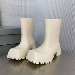 Luxuriöse quadratische Zehen-Rainy-Stiefel für Damen, schwarz, klobiger High-Heel, Mittelkalb-Motrocycle-Stiefel, stilvolle Damen-Slip-on-Schuhe