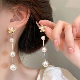 Dangle & Chandelier Simple Baroque Metallic Flower Pearl Long Earrings Personality Temperament New Pendientes Mujer