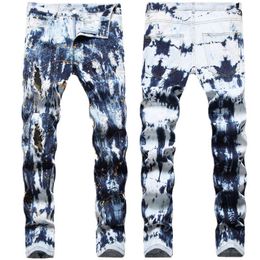 2022 Men's Blue Hole Hand Tie Drift Decorative Flower Color Splash Ink Patch Camouflage Cloth Small Straight-Leg Jeans G220415