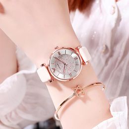 Wristwatches Elegant Watches Women Alloy Analogue Quartz Red Ladies Wrist Watch Rhinestone Leather Strap for
