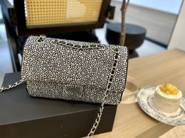 Volle Diamant-Tasche, eine Schulter, Umhängetaschen, Klappe, 5A, hochwertige Designer-Luxusgüter, Damen-Achselhöhlen-Banketttasche, Geldbörse