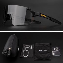 Neue Skimaske Outdoor Sport Radfahren Sonnenbrille Skibrille Winter Anti-Fog Snowboardbrille Skimaske Brille