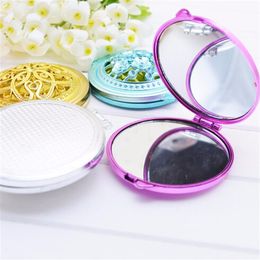 girl hand mirrors UK - Vintage Hand Mirrors Pocket Mirror Mini Compact Mirrors Girl Double-Side Folded Hollow Out Makeup Mirror P27251J