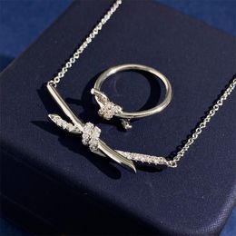 fashion New Beautiful knot necklace for women men jewelry screw large cake full nail glossy silver necklace