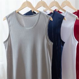 Men Tops Ice Silk Vest Outer Wear QuickDrying Mesh Hole Breathable Sleeveless T Shirts Summer Cool Vest Beach Travel Tanks 220614