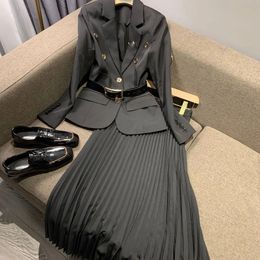 Black Blazer With Belt + Midi Pleated Skirt Women 2 Piece Set Autumn Office Vintage Lady Long Sleeve Suit Jacket Chic Skirt Suit 220401