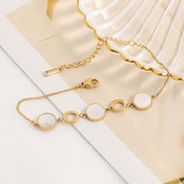 18K Gold Round Shell Stainless Steel Charm Bracelet Elegant Women Engagement Jewellery