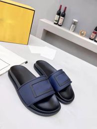 2022 Pantofole da uomo di design di lusso Baguette Scivoli in gomma Sandalo da donna Fashion Mule Flip flop Taglia 35-45