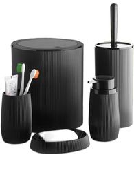 Quality Lux 5 Pcs Black Bathroom Accessories Set Striped Pattern Toothbrush Holder Toilet Brush Liquid Soap Dispenser Soapholder 220624
