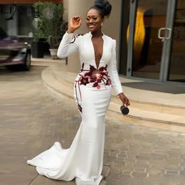 2022 White Mermaid Sexy African Evening Dress Long Sleeves Embroidery Appliques Mermaid Prom Dresses Deep V-neck Formal Gowns