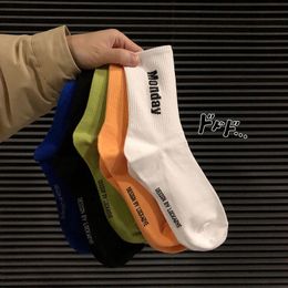 Spring Autumn Week Socks For Men Women Alphabet Sports Cotton Sock Unisex Casual Breathable Skateboard Stockings Bulk Price