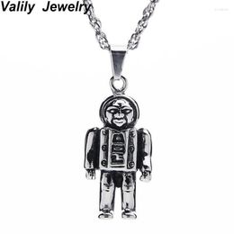 EdgLifU 2022 Necklace Mens Stainless Steel Chain Black Robot Necklaces Couples Korean Ladies Fashion Trendy Pendant Chains Morr22