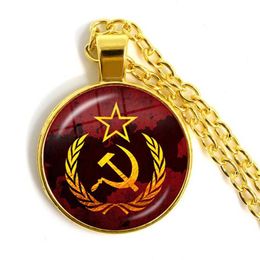 USSR Vintage Soviet Badges Sickle Hammer Pendant Necklace CCCP Russia Emblem Communism Sign Top Grade Jewelry For Friends Gift288m
