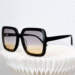 Popular Mens Ladies Square Luxury Designer Sunglasses 0579 Trendy Beach Outdoor UV Protection Top Quality With Original Box