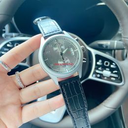 2022 New Exquisite Men's Quartz Watch Leather Strap Luxury Brand Business Watch