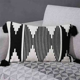 Black White cushion cover 30x50cm Pillow Case cover Cotton Woven Handmade Tassels for Home decoratio Living room Bed Room 210401