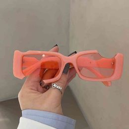 Offs Designer Sunglasses Hip Hop Glasses Personality Square Small Frame Irregular Gap Womens Fashion White Round Face Thin 1BD76