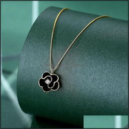 Pendant Necklaces Pendants Jewellery Retro Camellia Drip Glaze Necklace Simple Flower Rhinestone Clavicle Dhmtr