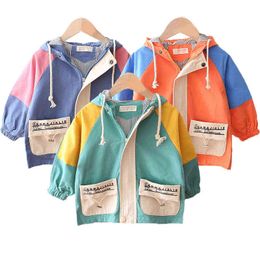 2022 New Spring Autumn Boys Jackets Fashion Stitching Hood For Children Sweatshirt Cute 2-8 Year Old Children Windbreaker J220718