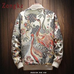 Zongke japonês bordado masculino casaco de casaco Hip Hop Streetwear Men Jacket Roupos de bombardeiro