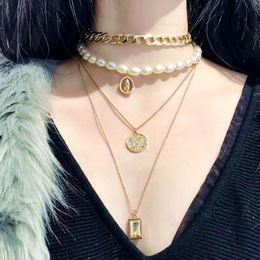 Pendant Necklaces Multilayer Metal Embossed Coin Necklace For Women Cold Wind Temperament Pearl Clavicle Chain Party Show NecklacePendant