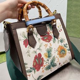 Bamboo Handle Tote Print Flower Handbag Women Luxury Cross Body Design Classic Style Lady High Quality Shoulder Female High-End Totes Bag Removable Shoulder Strap