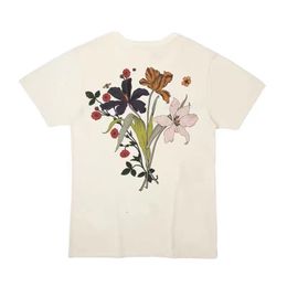 22SS Classic Men Women Couples Letter Flowers Tee Crewneck High-End Beige Short Sleeve Teenager Popular Casual Breathable High Street T-shirts TJAMTX016