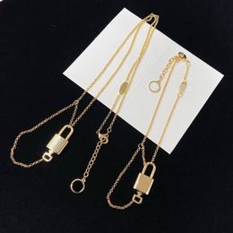 Europe America Fashion Locky Necklace Bracelet Lady Womens Gold-color Metal Engraved V Initials Luggage Lock Pendant Chain Jewellery Sets M00567