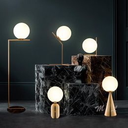 Table Lamps Nordic Glass Ball Led Lamp Gold Metal Light Living Room Beside Study Desk Book Home Deco LuminaireTable
