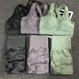 2PCS Camouflage Camo Yoga Set Abbigliamento sportivo per le donne Palestra Fitness Abbigliamento Booty Yoga Leggings Reggiseno sportivo PALESTRA Tuta sportiva Femme T200115