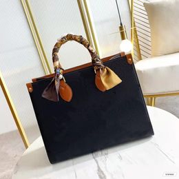 Women Tote Bags for Handbags A Portable Worn Shopping Bag Leather Totes Girls Purses Luxury Designer Handbag Woman Relief