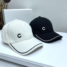 -Schwarz -Weiß -Baseball -Mütze Designerin Casual Unisex Paar Hut Luxus Fashion c Frauen Männer Casquette Eingebautes Hüten Frauen Mütze D2109258a