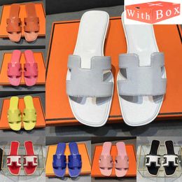 sneaker dust bag UK - With box leather logo oran slippers slides Designer Chypre Sandals women black white brown top quality summer fashion beach womens sneakers slide dust bag us 9 9.5 35-42