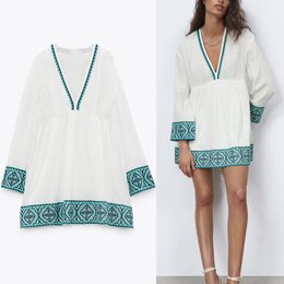 Women Textured Mini Embroidery Dress Za Patchwork Long Puff Sleeve Vintage Loose Summer Woman Pleated White es 220331