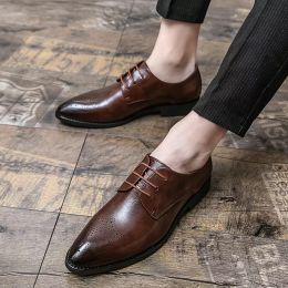 2022 Fashion Pointed Lace Up Brown Oxford Dress Shoes For Men Moccasins Wedding Prom Homecoming Party Footwear Zapatos Hombre