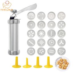 Christmas Spritz Cookie Press Gun and Icing Set Alloy Churro Maker Cookie Maker With 20 Discs 4 Pastry Tip Biscuit Mould Tool 063 220606