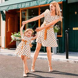 Summer Family Matching Outfits Dress Mommy And Me Bohemian Dress Polka Dot O Neck Family Costume Dresses Casual Family Look