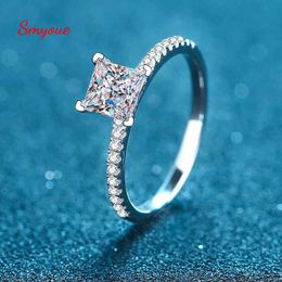 Smyoue Princess Cut 1.0CT zertifiziert Moissanit Solitaire Engagement 925 Sterling Silber Luxus Schmuck Hochzeitsversprechen Ring Ring