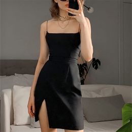 Sylcue Summer Daily Joker European And American Wind Flat Mouth Clavicle Fine Shoulder Strap Waist Show Thin Halter Dress 220521